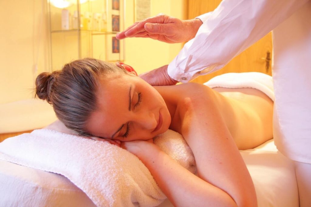 Entspannende Rückenmassage